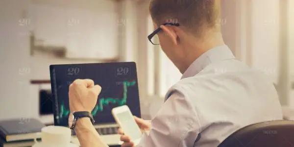 پنج مرحله ای که معامله گران از آن عبور میکنند