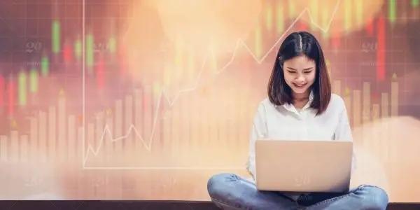 معنی آنچه را که میبینی معامله کن چیست؟